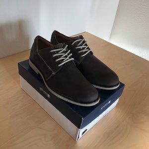 NEW - Sperry Jamestown dress shoe (hard find)